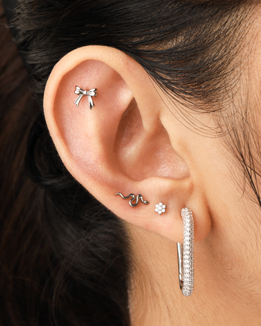 Sierra Silver Flatback Stud