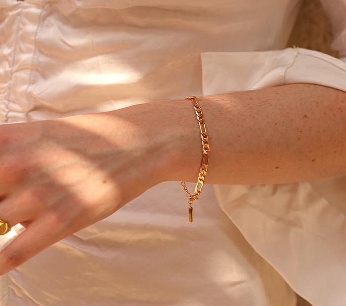 Dainty Gold Link Bracelet Stack – Life According to Jamie