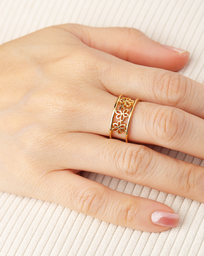 Willow Gold Ring